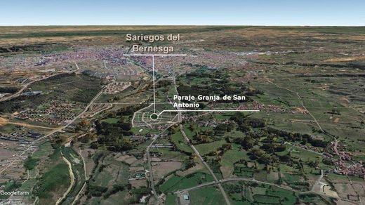 Terreno en Sariegos, León