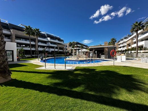 Apartment in Playas de Orihuela, Alicante