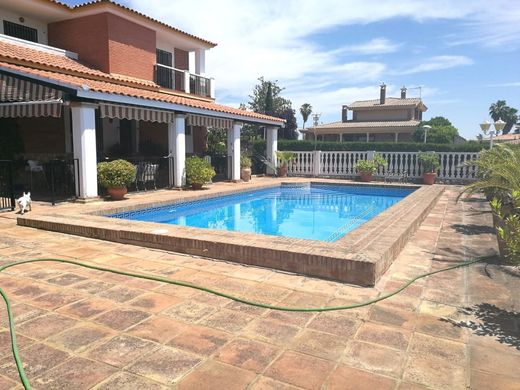 Detached House in Cordova, Province of Córdoba