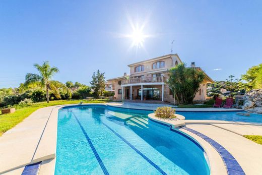 Casa de lujo en Cubelles, Provincia de Barcelona