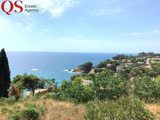 Land in Blanes, Province of Girona