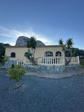 Detached House in Polop, Alicante