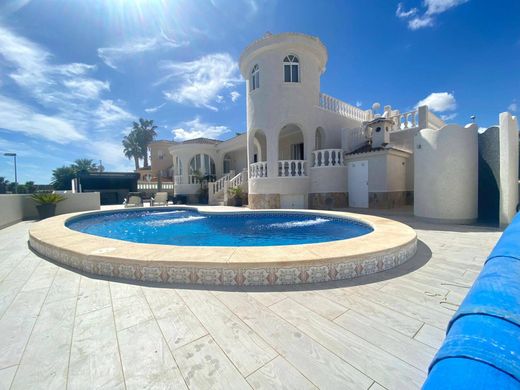 Villa en San Miguel de Salinas, Provincia de Alicante