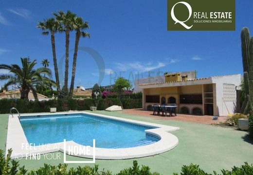 Detached House in Mutxamel, Alicante