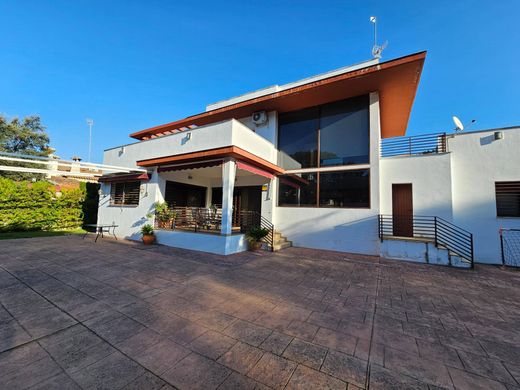 Detached House in Cordova, Province of Córdoba