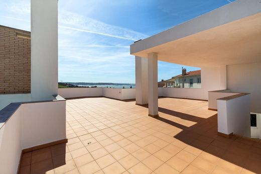 Detached House in Oeiras, Lisbon