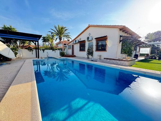 Villa à Cabo Roig, Alicante