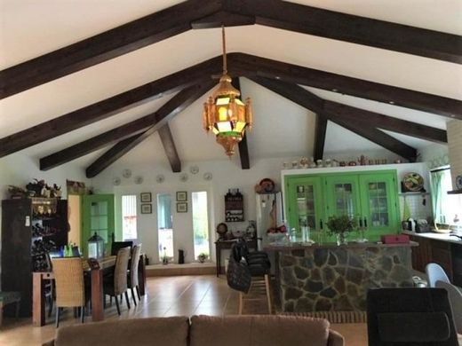 Усадьба / Сельский дом, Villaviciosa de Córdoba, Province of Córdoba