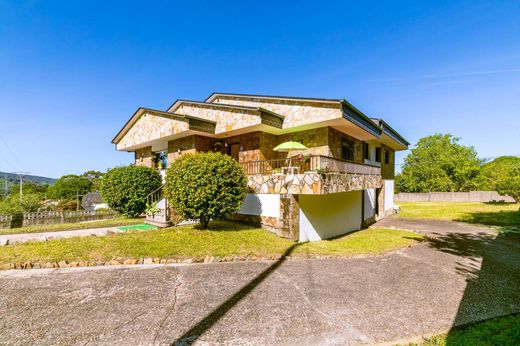 Detached House in Covelo, Pontevedra