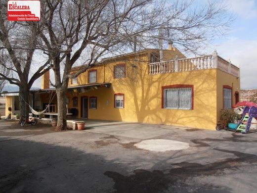 Casa en Castalla, Provincia de Alicante