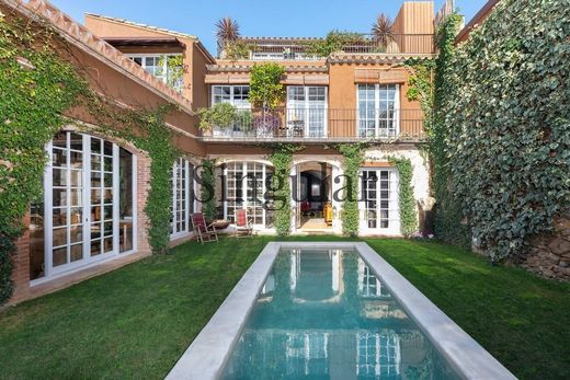 Corçà, Província de Gironaのカントリー風またはファームハウス