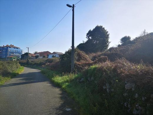 Grond in Santa Cruz de Bezana, Provincia de Cantabria
