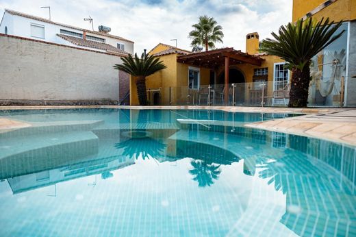 Semidetached House in La Pobla de Vallbona, Valencia