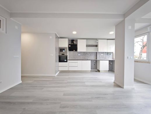Apartment in Oeiras, Lisbon