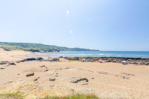 단독 저택 / Luanco, Province of Asturias