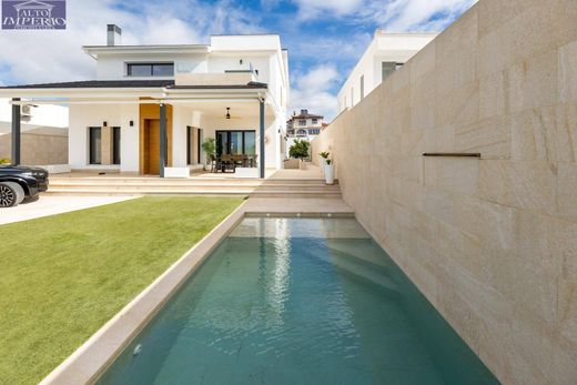 Villa - Peligros, Provincia de Granada