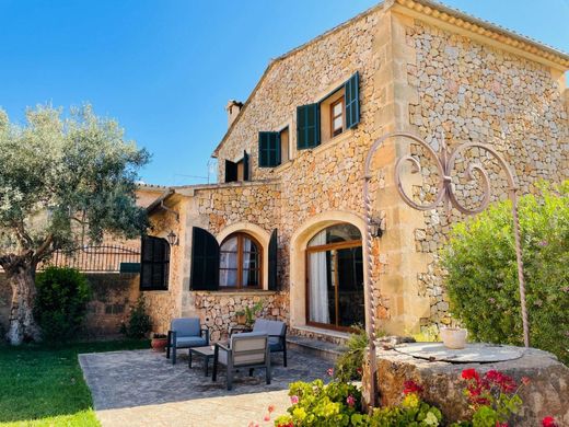 Detached House in Santa Maria del Camí, Province of Balearic Islands