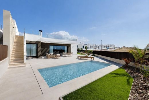 Villa in Mutxamel, Alicante