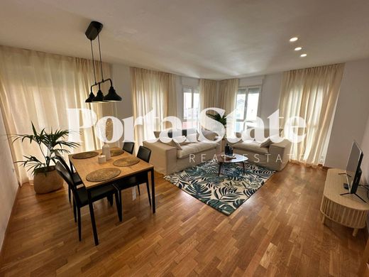 Apartment / Etagenwohnung in Valencia, Provinz Valencia