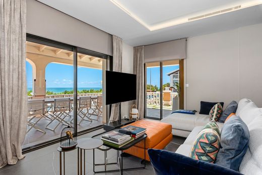 Casa di lusso a Guardamar del Segura, Provincia de Alicante