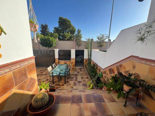 Luxe woning in Dos Hermanas, Provincia de Sevilla