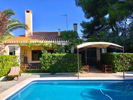 Einfamilienhaus in l'Alcora, Castellón