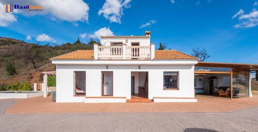 Luxus-Haus in Casabermeja, Málaga
