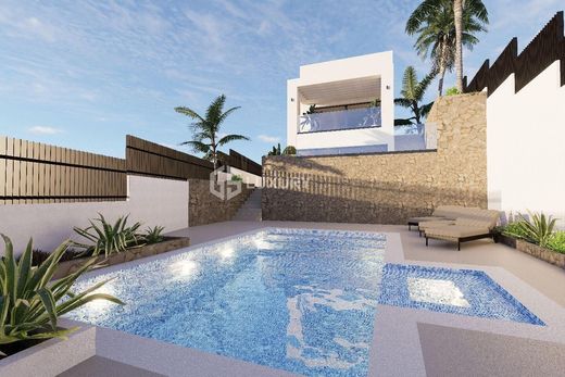 Detached House in Adeje, Province of Santa Cruz de Tenerife