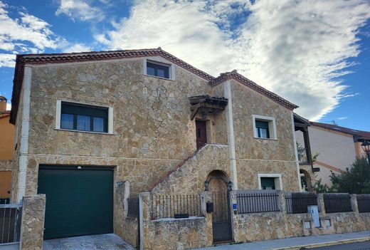 Detached House in Palazuelos de Eresma, Segovia