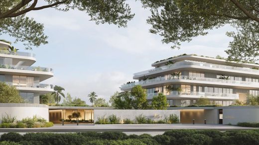 Apartment / Etagenwohnung in Estepona, Málaga