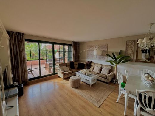 Luxus-Haus in Finestrat, Alicante