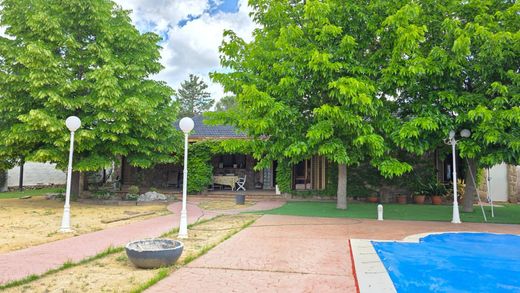 Einfamilienhaus in Nuevo Baztán, Provinz Madrid