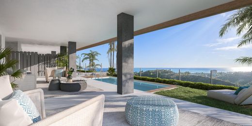 Apartment / Etagenwohnung in Marbella, Málaga
