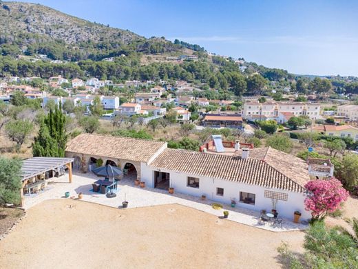 Rural or Farmhouse in Alcalalí, Alicante