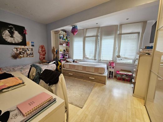 Villa multifamiliale à Sant Joan Despí, Province de Barcelone