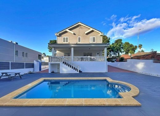 بيت مستقل ﻓﻲ Chiva, Província de València