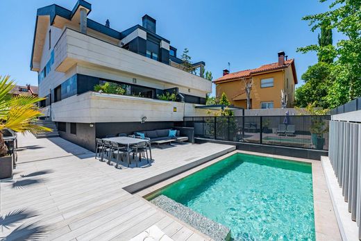 Villa Plurifamiliare a Pozuelo de Alarcón, Provincia de Madrid