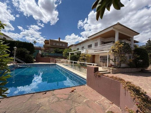 Luxus-Haus in Torrent, Valencia