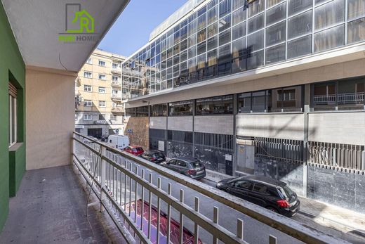 Apartment / Etagenwohnung in Granada, Andalusien