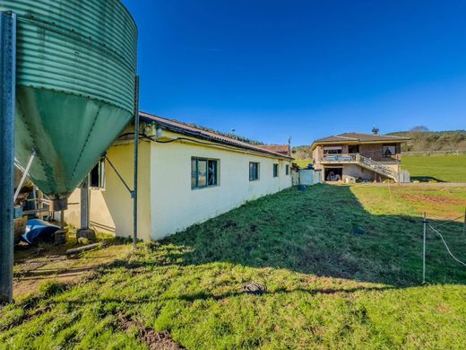 Luxury home in Hazas de Cesto, Province of Cantabria