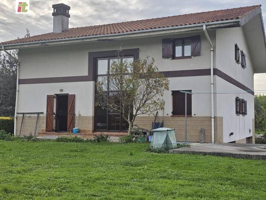 Semidetached House in Landa, Biscay