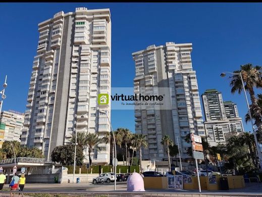 Apartment / Etagenwohnung in Benidorm, Alicante