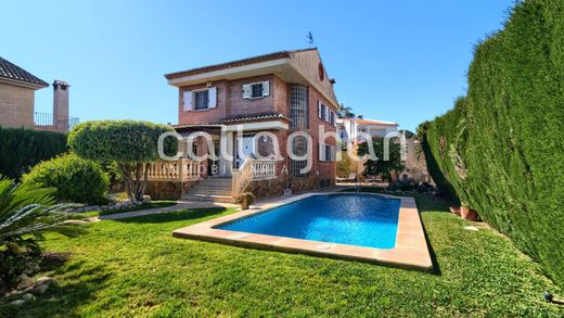 Detached House in Paterna, Valencia