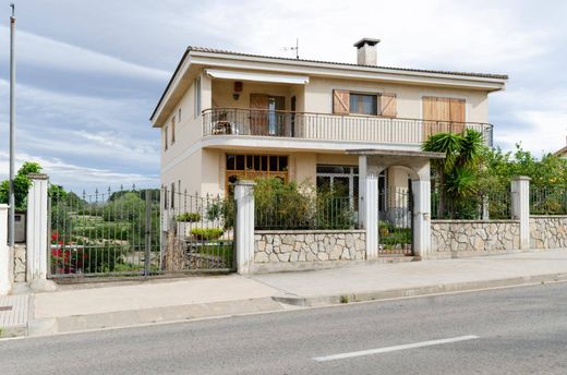 Luxury home in els Pallaresos, Province of Tarragona