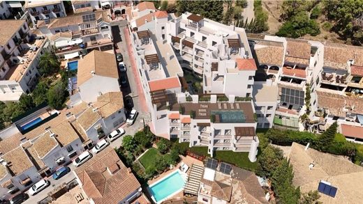 Apartment in Benahavís, Malaga