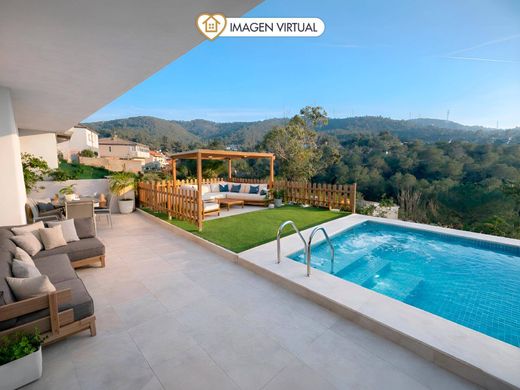 Detached House in Vallirana, Province of Barcelona