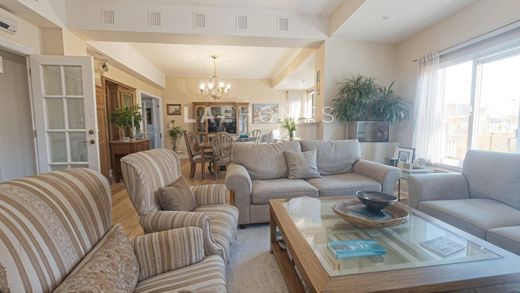 Apartment / Etagenwohnung in Alicante, Provinz Valencia