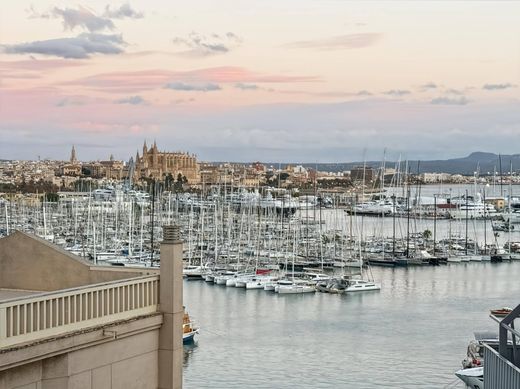 Apartment / Etagenwohnung in Palma de Mallorca, Balearen Inseln