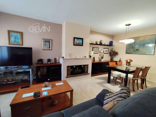 Casa de luxo - Santa Perpètua de Mogoda, Província de Barcelona