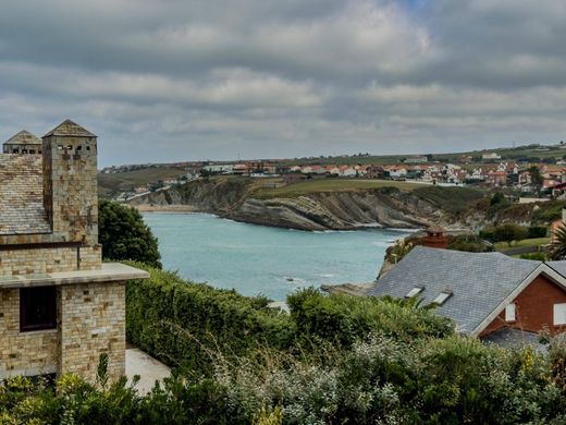 Vrijstaand huis in Liencres, Provincia de Cantabria